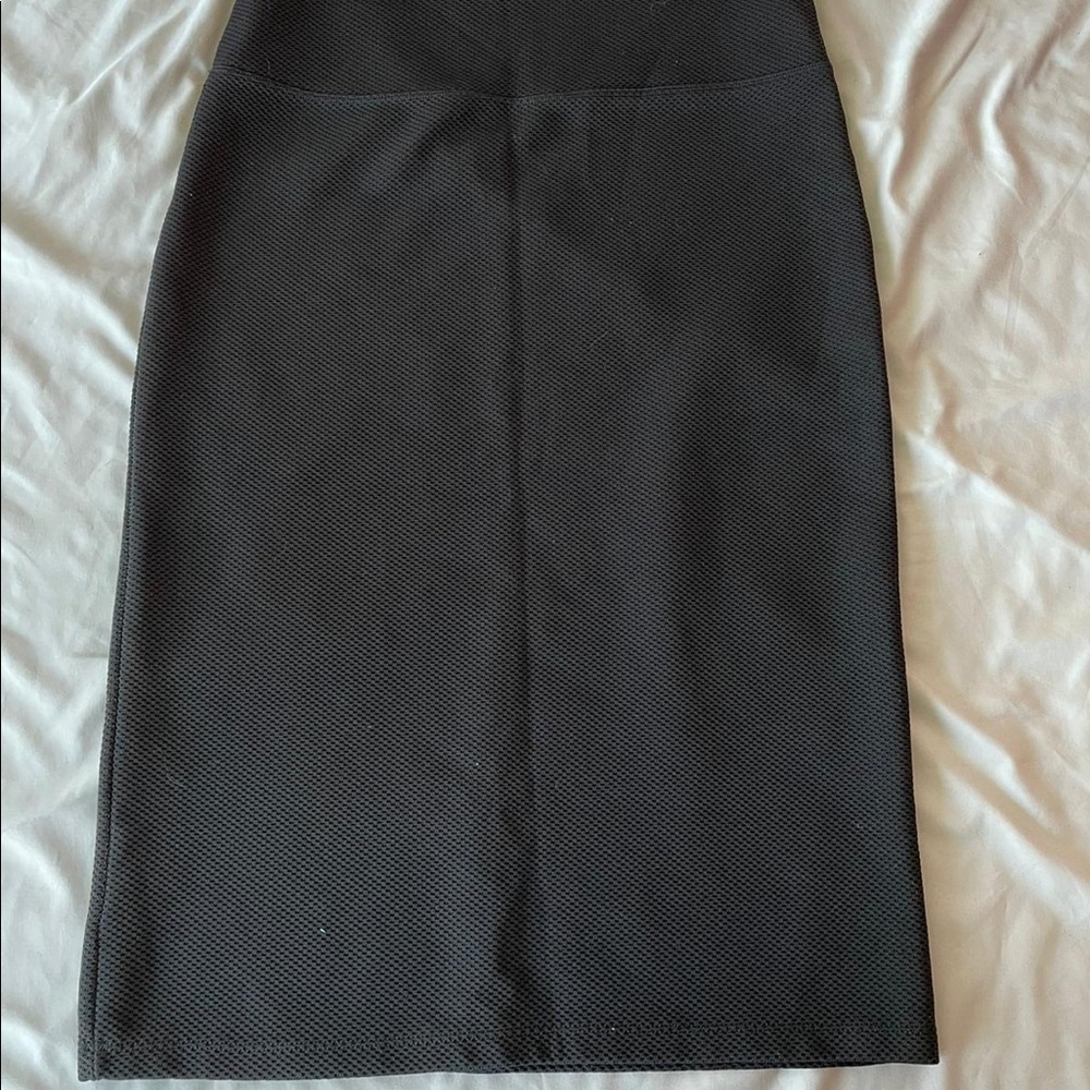 Midi skirt make perfect 🍑